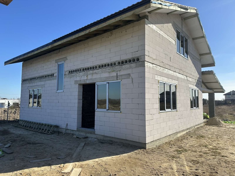 Современное остекление частного дома в Белогородке